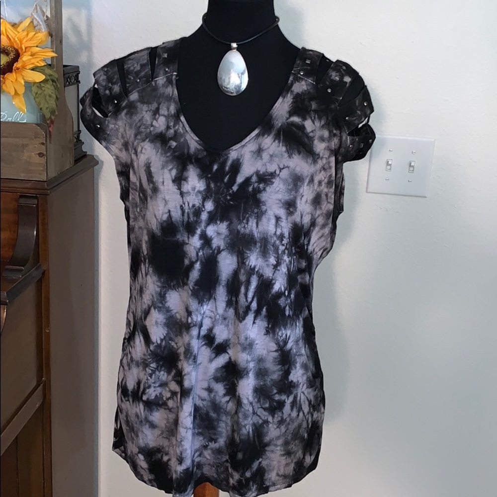 NWT Tie dyed sleeveless top